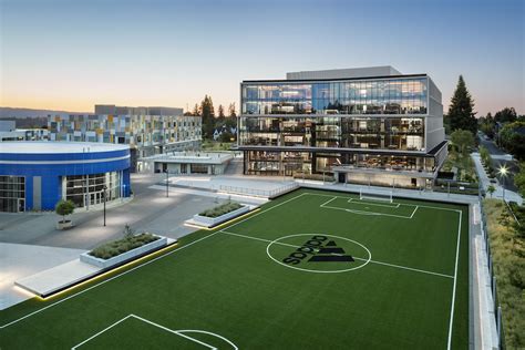 adidas us headquarters portland.